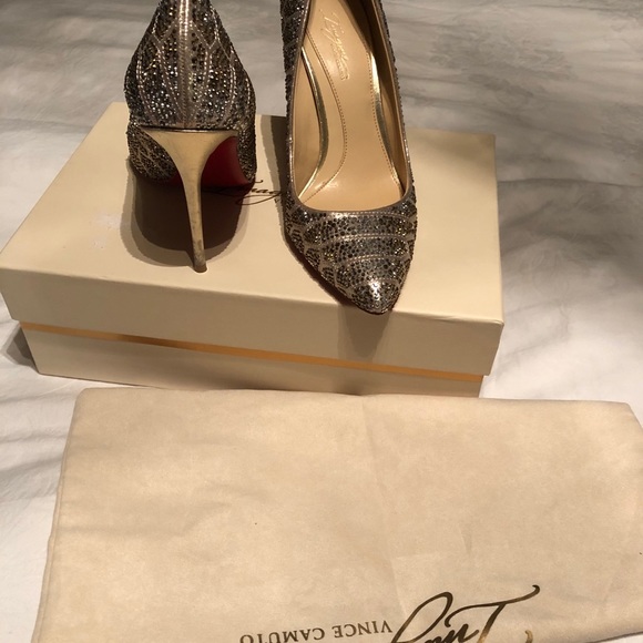 IMAGINE VINCE CAMUTO Heels!! - Picture 2 of 9